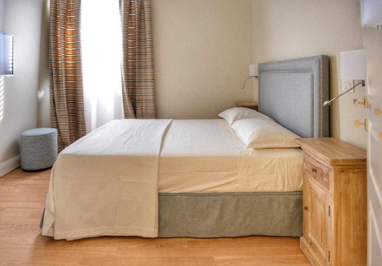 Domus D'Angelo B&B Formia Bagian luar foto